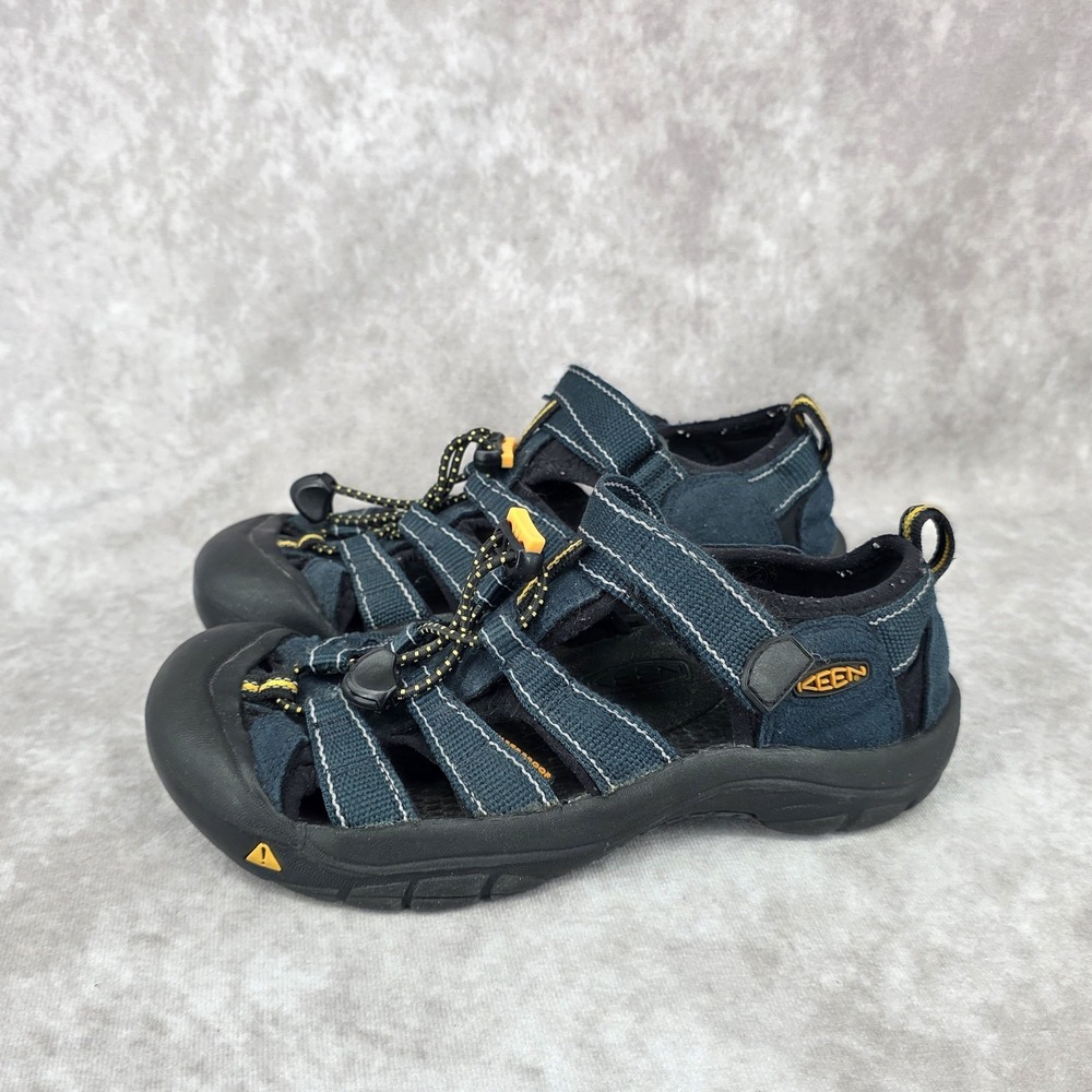 KEEN Newport H2 Waterproof Hiking Sandals Boys  Youth Size 3 Blue Shoes